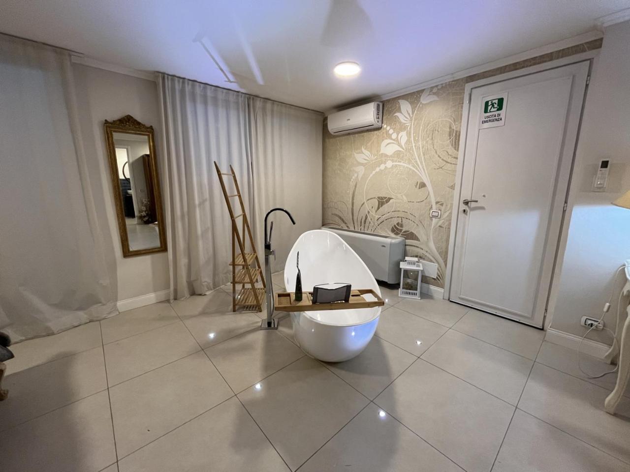 Casa De La Luna Nettuno Dış mekan fotoğraf